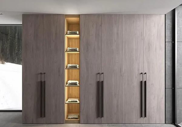 定制家具加盟:定制衣柜怎么設(shè)計(jì)內(nèi)部?