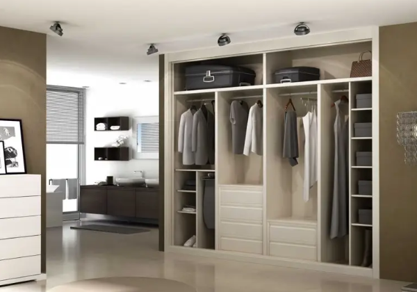 定制衣柜標(biāo)準(zhǔn)尺寸一般是多少?